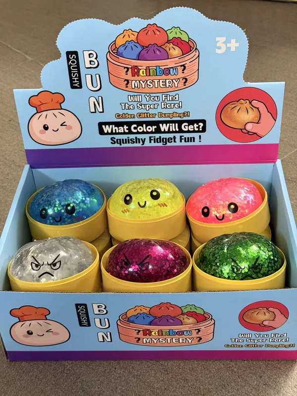 Smiling Bun Squishy with Glitter Water Fill