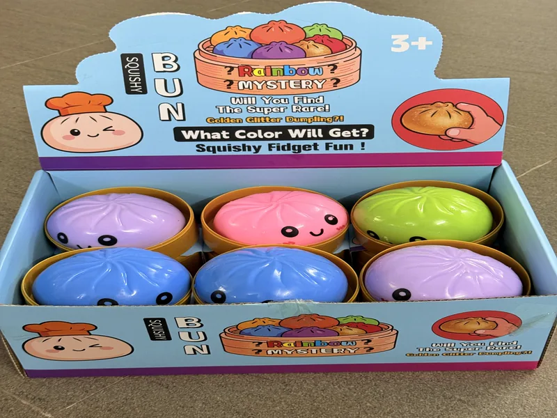 Smiling Bun Squishy with Flour-Dough Fill