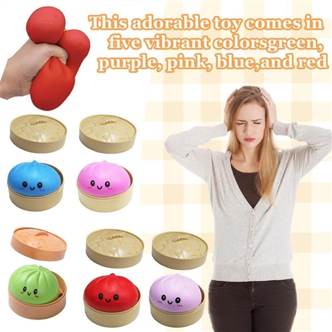Five-Color Baozi Squeeze Set in Steamer